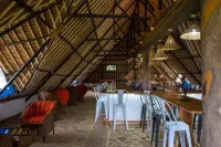 The Last Village Lodge - bar