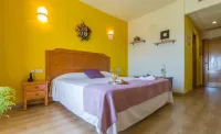 Hotel Los Templarios - Mountain view