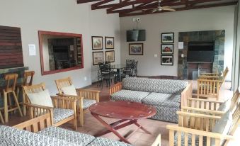 Acacia Guest House