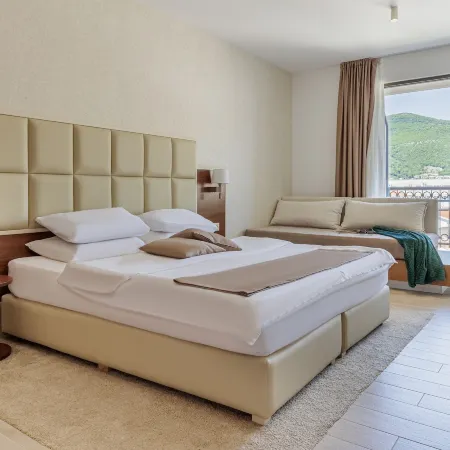 Hotel Kadmo by Aycon
