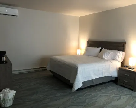 Goose & Twigs Hotels in Sister Bay