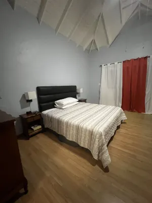 Studio Chateau - Manor Park, Kingston 8 Hotels in 