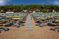 Hotel Antares - Beach