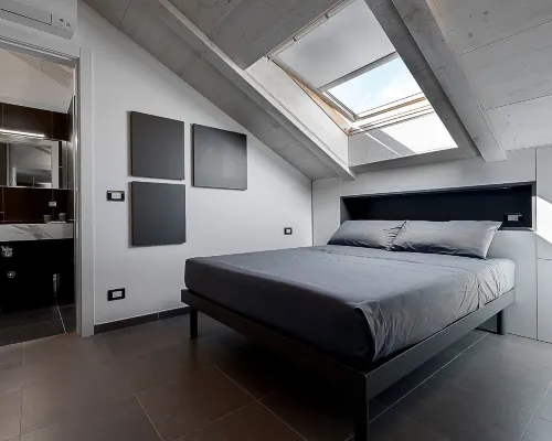 Experience Design Bed&Show Hotels near I Navigli