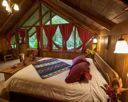 Casa Divina Eco Lodge Hoteles en Mindo