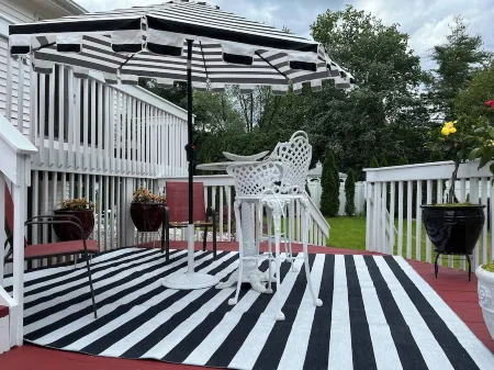 A “Wow” Experience everywhere there is something to stimulate your mind Interest Отели рядом с достопримечательностью «Школа Лумиса Чаффи»