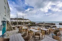 Pier House
