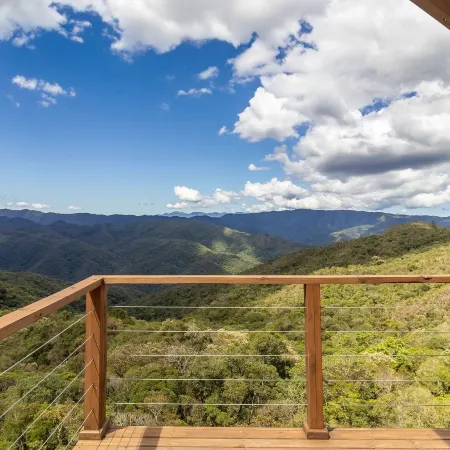 Cabin in the Mountains with Beautiful Views VST012