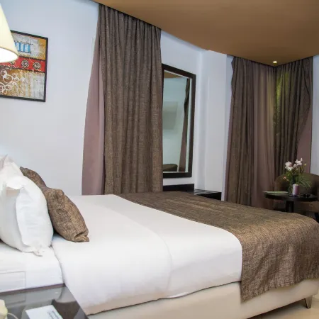 Malak Hotel