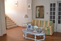 Hotel Cyrnea