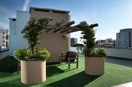 Master Porto Alegre Hotel - Av Carlos Gomes, Próximo ao Consulado Americano Отели в г. Порту-Алегри