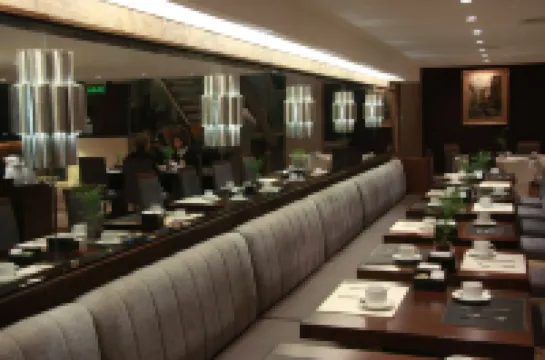 Grand King Hotel โรงแรมในบัวโนสไอเรส