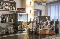 Hotel Best with Free Parking - ที่มีบาร์
