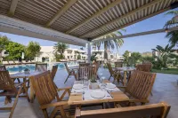 Isida Hotel Agia Marina - Hot Tub