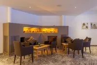 瓦爾德豪斯湖濱飯店