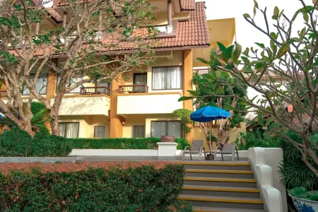 Diamond Cottage Resort & Spa