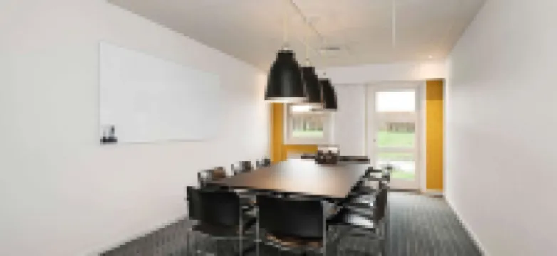 コムウェル ミゼルファート