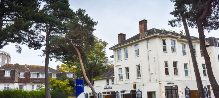 The Mayfair Hotel ボーンマスのホテル