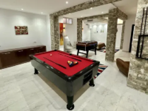 Gammarth Touristique Piscine Commune Bord de Mer Hotels in Gammarth