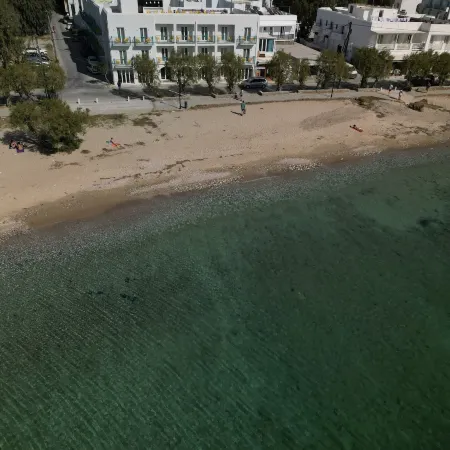 Play Paros