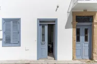 Traditional Cypriot House - to Hani - 1 Bedroom Hotel a 