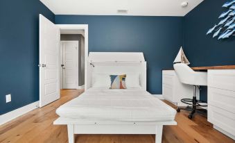 Magnolia Ave Downtown By Beach Kids Playset