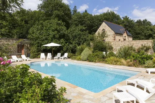 Château du Grand Val Hoteles en Combourg