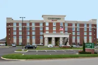 Courtyard Youngstown Canfield Hotels in Canfield