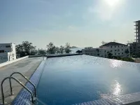 Otres Beach Hotel - Infinity Pools