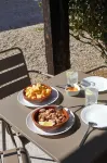 Taiga Lake Caspe - Homestays