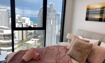 La Jolla Holiday Broadbeach