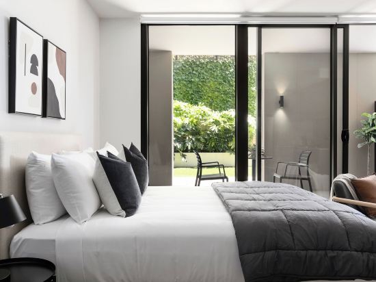 Caulfield Apartments by Urban Rest