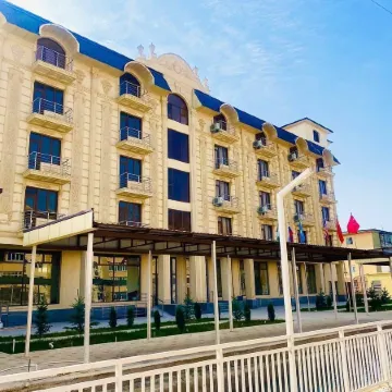 Humo Plaza Hotel