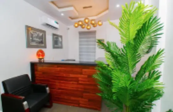 His Glory's Apartment