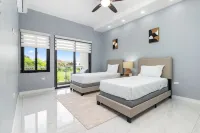 コースタル エスケープ タワー アイル ビーチ ニアバイ のホテル