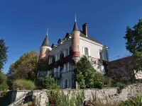Château de Saint-Genix Hotels in Saint-Genix-sur-Guiers
