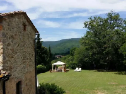 Agriturismo Colli di Travale Hotels in Montieri