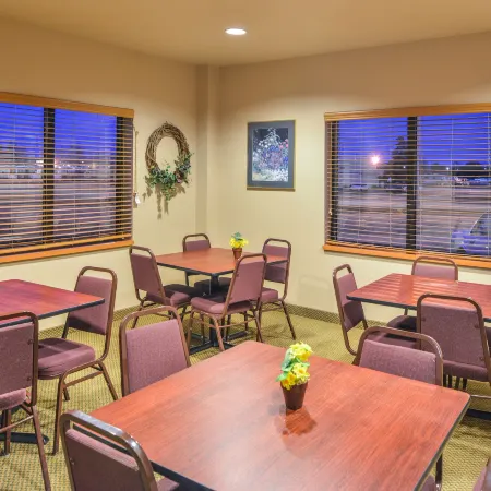 Baymont by Wyndham Sioux Falls North/I-29/Russell St