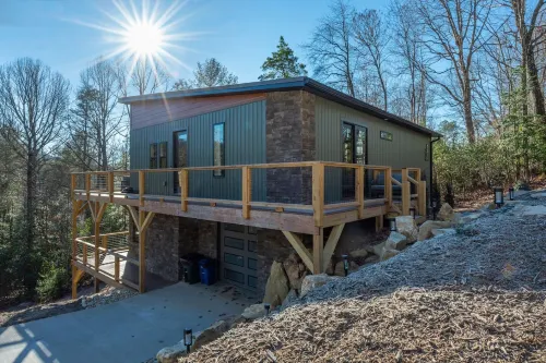 Wet Dry Sauna w Fireplace Close to Waterfalls - 3-Star