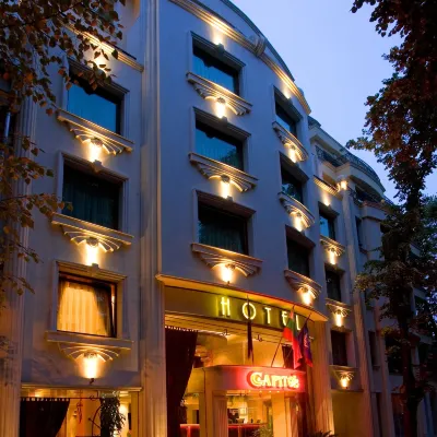 Capitol Hotel Hoteles cerca de Teatro de verano
