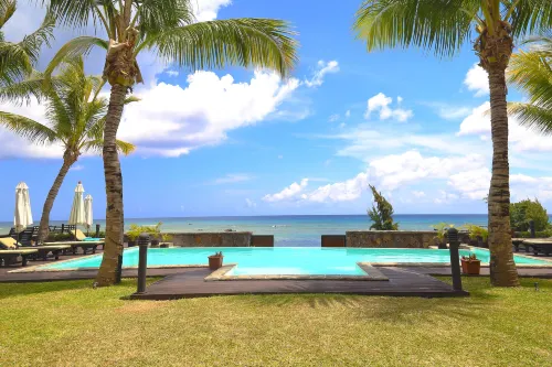 Bel Azur Beach Residence with Lov - Condos