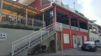 Max Gastro Beach House Các khách sạn ở 