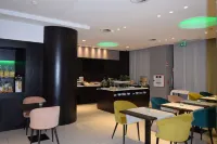 Marconi Hotel - Desayuno