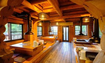 Log Cabin Kinoko No Sato