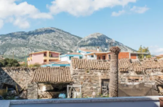 Residence Maria Antonia - Grazia Deledda Hoteles en Orosei