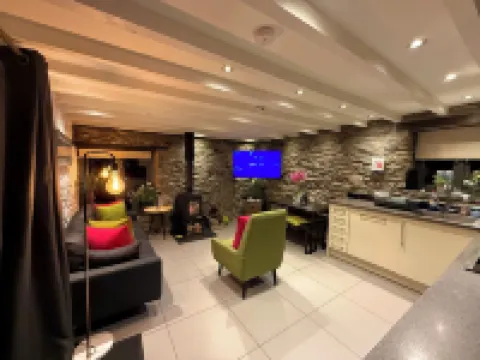 Luxury Holiday Lodge with Private Hot Tub, Fishing & Giant Cinema & Games Room.