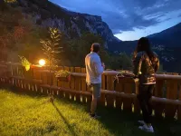 Chalet Torcel Affittacamere Отели в г. Стенико