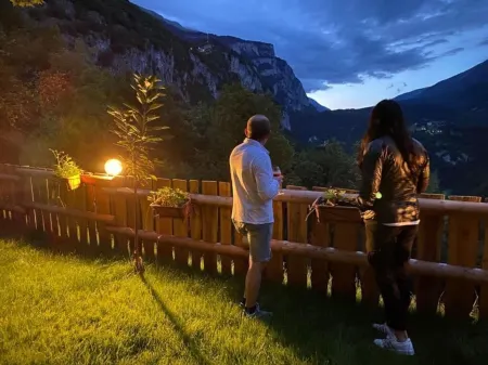 Chalet Torcel Affittacamere Отели в г. Caderzone