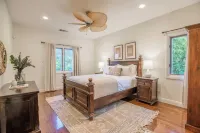Casa del Arbol by Avantstay Stunning California Estate with Incredible Views 레들랜즈 테메큘라 캠퍼스 대학 주변 호텔