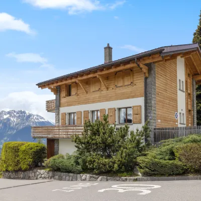 La Toura Eglise de Verbier Village周辺のホテル